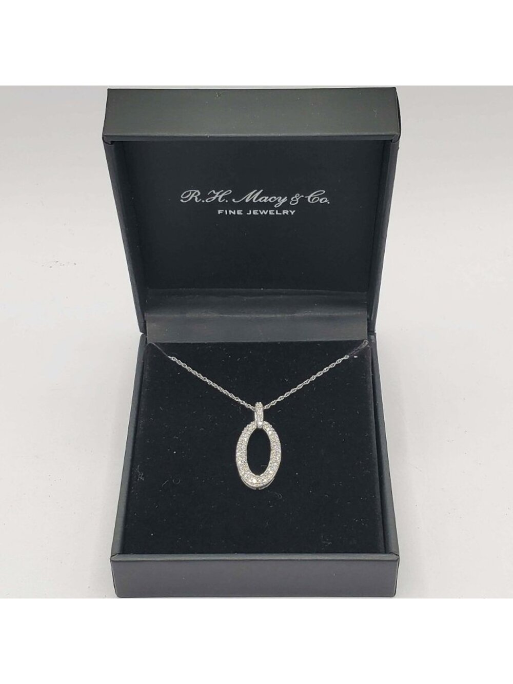 New Old Stock Macy's 0.5 ctw Diamond Oval Pendant 10k White Gold w/Original Box
